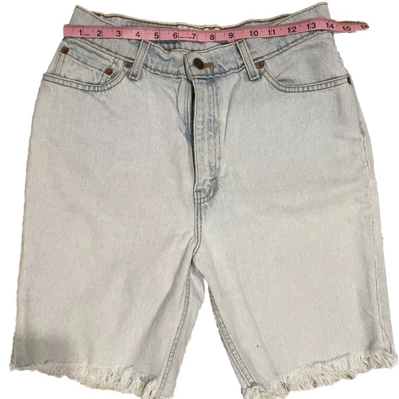 Vintage Mid 90s Levis 512 Denim Cut Off Shorts Size 13 Light Wash - Picture 3 of 10